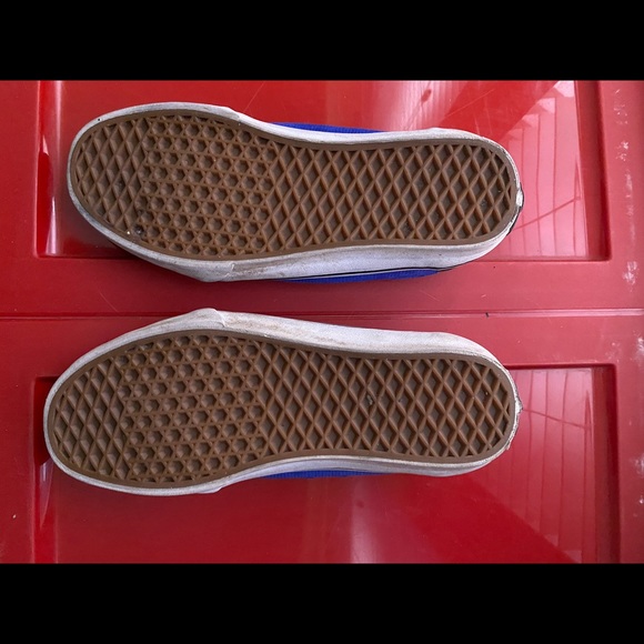 Vans - Picture 3 of 3